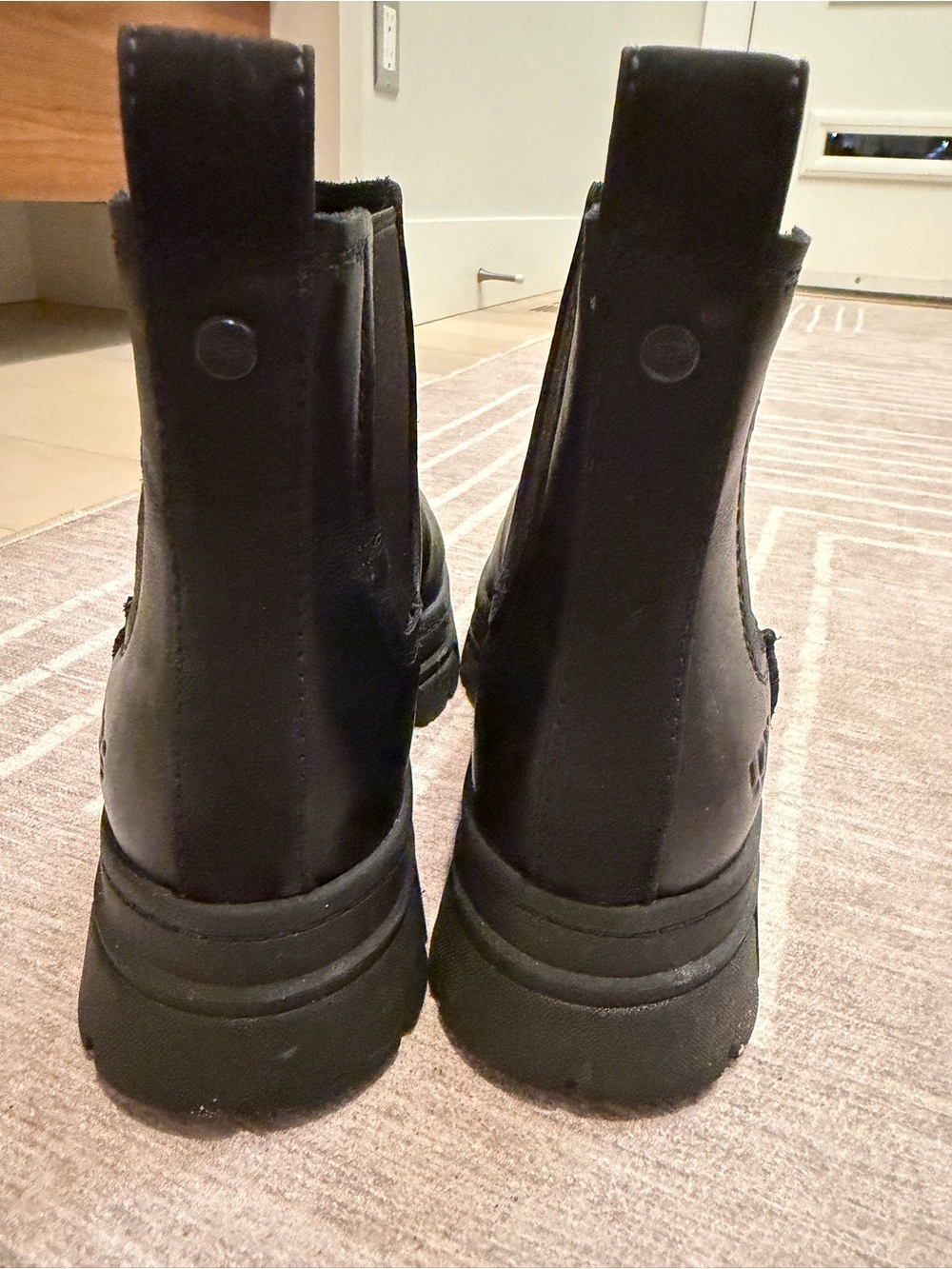 UGG Black Compact Chelsea Lug Boots - Picture 5 of 5